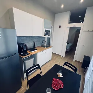 https://king-house-bb-catania.taorminaitalyhotels.com